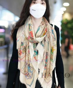 H Home's Annual Strongest Goods: Prism Long Scarf, Cashmere Long Scarf, Highly Recommended Htl7az8tl