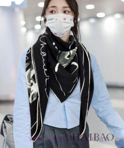 The new Chanel COCO women's pattern 140 cashmere square scarf is highly recommended by VIPs.o1nnwpxg