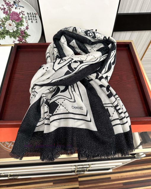 Chanel Silver Silk 2023 [Eating Melon] Sparkling [Coffee] Top design is so beautiful, I realzkd96zwi - Image 15