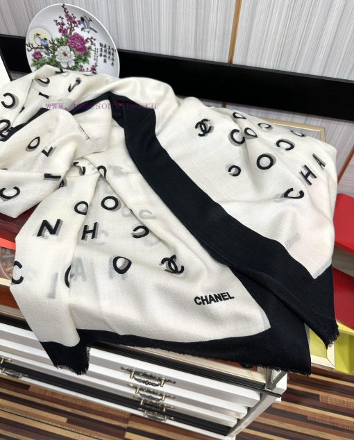 The new Chanel 2023 is so beautiful that it's irresistible. The 300 count cashmere long scarnpjbfejk - Image 16