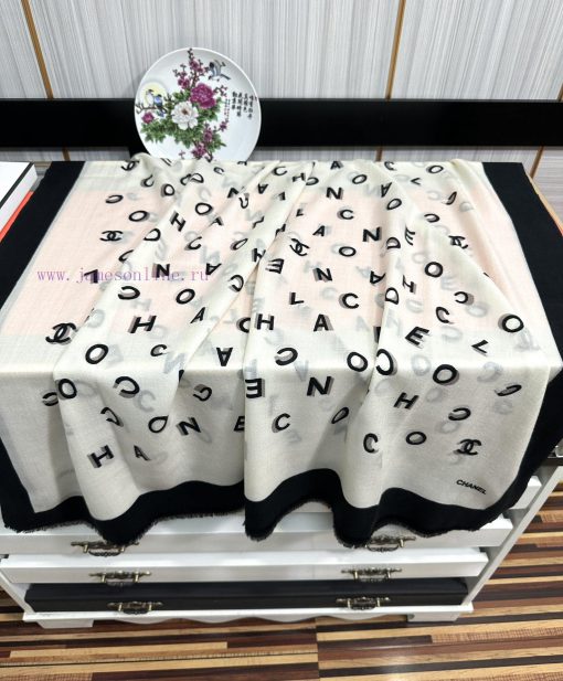 The new Chanel 2023 is so beautiful that it's irresistible. The 300 count cashmere long scarnpjbfejk - Image 17