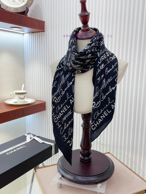 Double sided same color CHANEL badge printed cashmere 90 double-sided same color printed cas3e00udv9 - Image 17