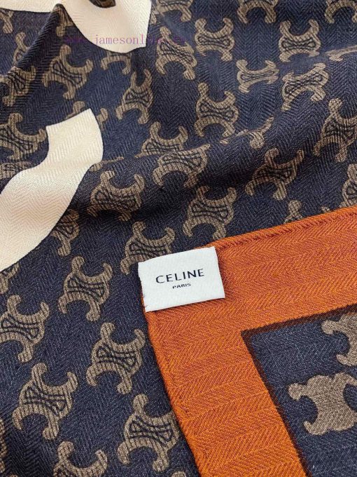 Simple and as always, Celine's exclusive temperament style is minimalist and high-end. When jegthwtl - Image 16