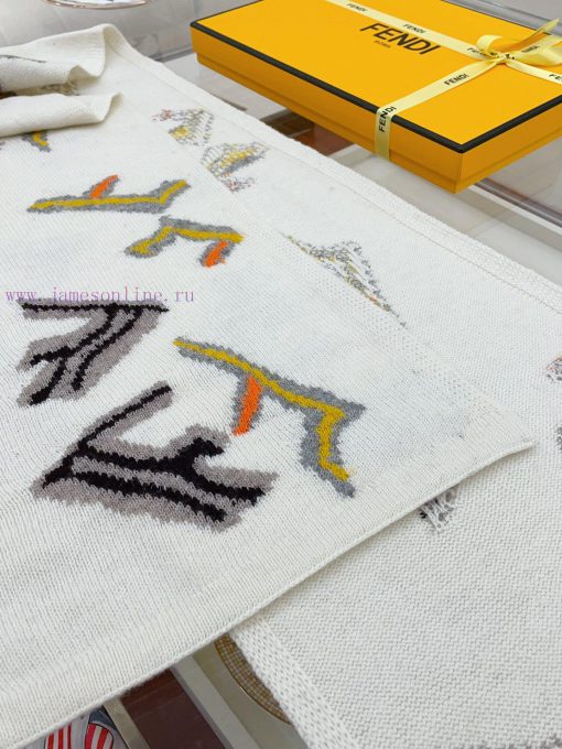 FENDI official website's autumn and winter knitted double-sided jacquard style, high-end deswlggmj1m - Image 6