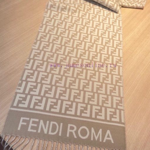 Fendi's most popular scarf this year is being snapped up all over the world. It is a limited5c4qp7we - Image 6