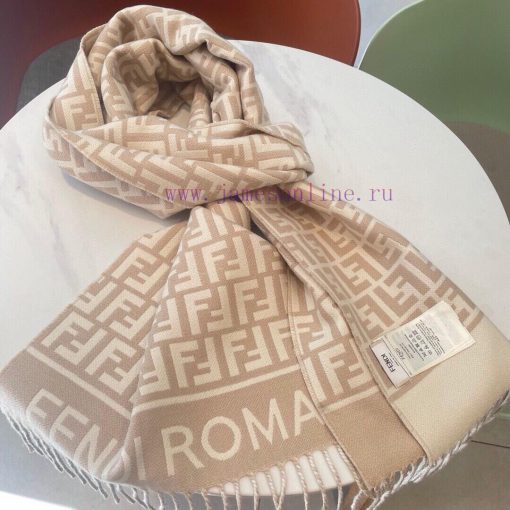 Fendi's most popular scarf this year is being snapped up all over the world. It is a limited5c4qp7we - Image 17