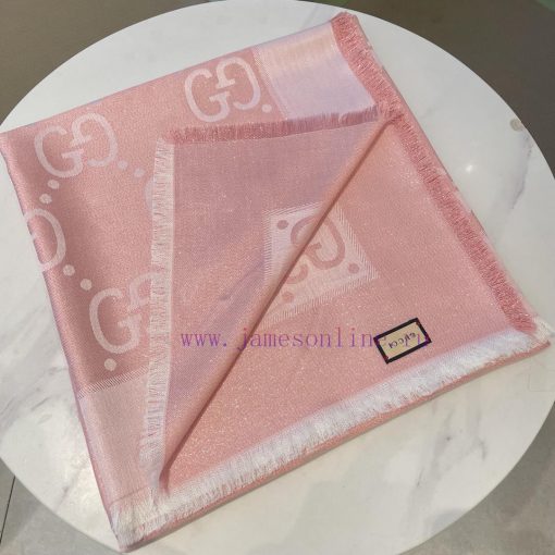 G Home GG Gold Thread Jacquard Shawl 140 Square Scarf, dazzling to the extreme, a must-have c1g46v8a - Image 5