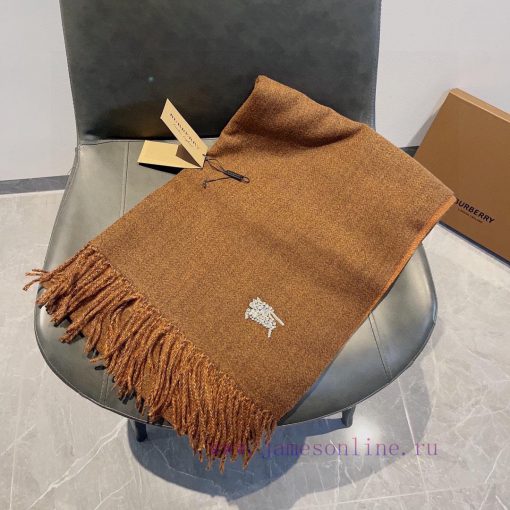 When Burberry's top single is popular, trendsetters have several Burberry scarves in their wgp62dgqp - Image 5