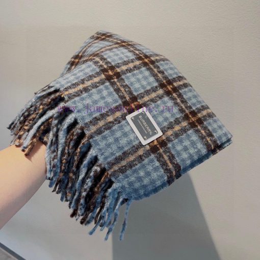 Burberry is a classic style that has been popular for N years. Trendy people have several Buc5u4pigk - Image 7