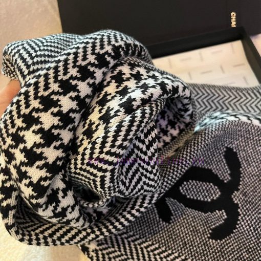 CHANEL Knitted Long Scarf is a top-notch original product that is unparalleled in beauty. Thd8m76vku - Image 19