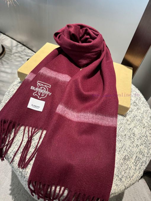Burberry men's and women's scarves are highly praised and kept for themselves, a rare high-ezehjel4d - Image 5