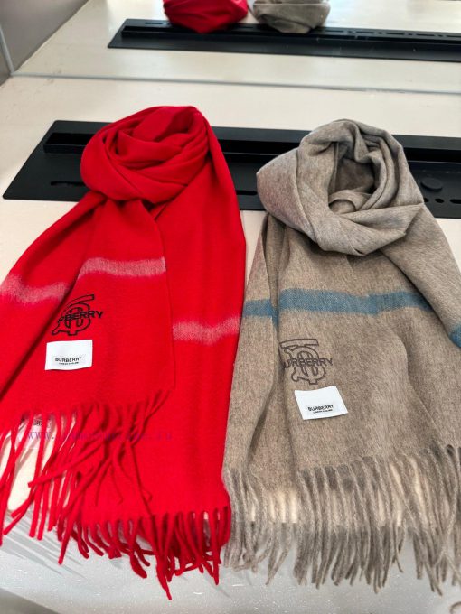 Burberry men's and women's scarves are highly praised and kept for themselves, a rare high-ezehjel4d - Image 18
