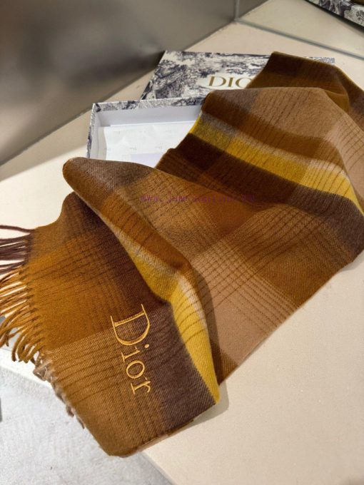 Dior men's and women's scarves are highly praised and kept for themselves, a rare high-end msu9t7z82 - Image 4