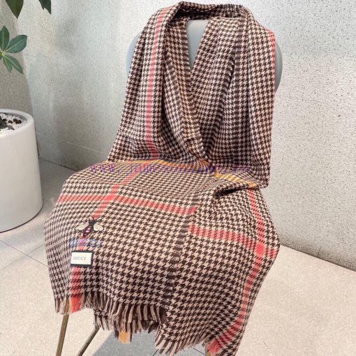 Gucci2023 Top Cashmere Scarf Explosive! The real product is truly beautiful. The shawl is em1ambf2b1 - Image 17