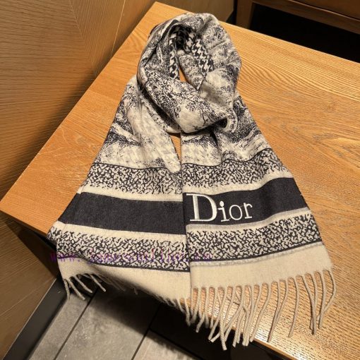 DIOR One Side Animal One Side Thousand Bird Element Long Scarf is a hot selling item, with dh91c5qay - Image 9