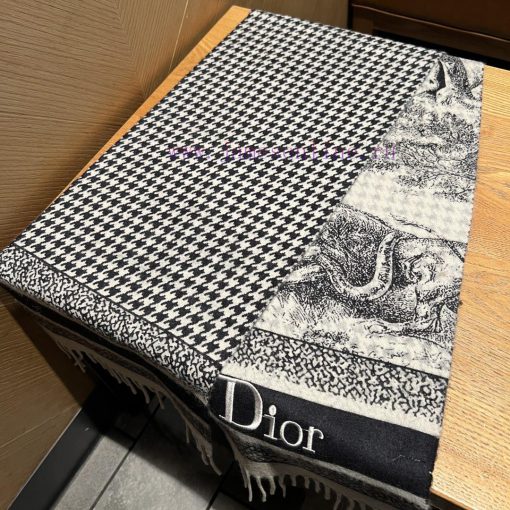 DIOR One Side Animal One Side Thousand Bird Element Long Scarf is a hot selling item, with dh91c5qay - Image 19