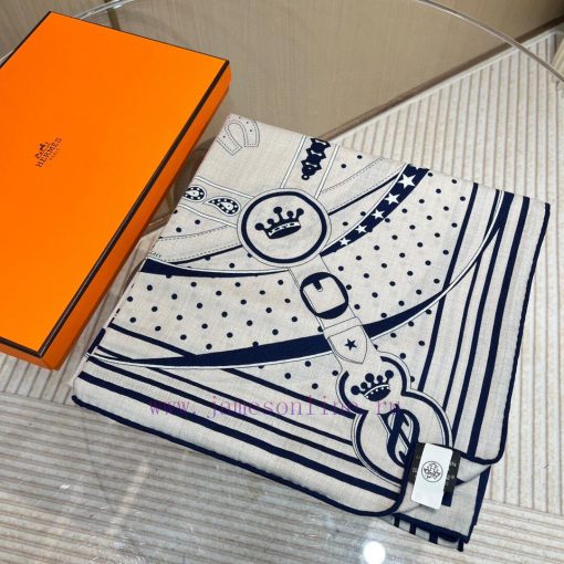 Hermes 23 Year Velvet shawl "Morning Stroll" Double sided Same Color 140 * 140 Size, 70% Cas8jxm6wh1 - Image 6