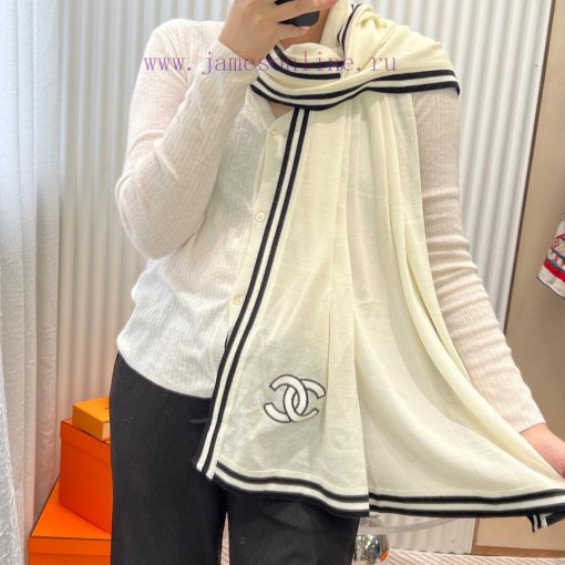 Chanel's classic and popular plain long scarf is highly recommended by VIPs. You must start tq36mwh7 - Image 3