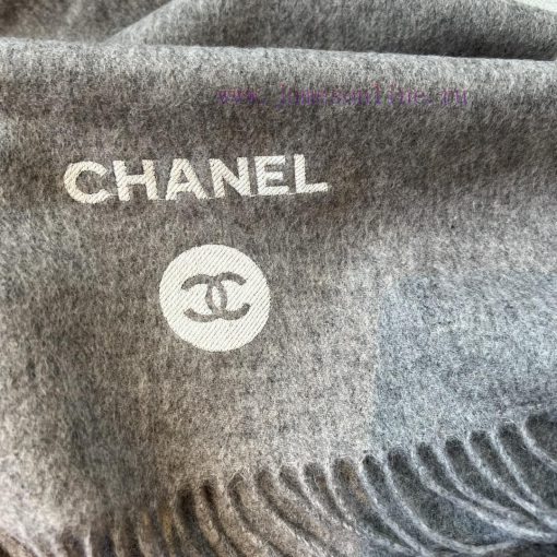 Chanel scarf is a literary and fresh style that is highly recommended for both gifting and pg7erj6ts - Image 6
