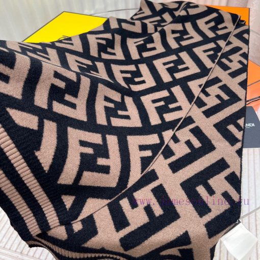Fendi Knitted Scarf, a popular item on the internet that instantly connects everyone, exudesw80c2xog - Image 9