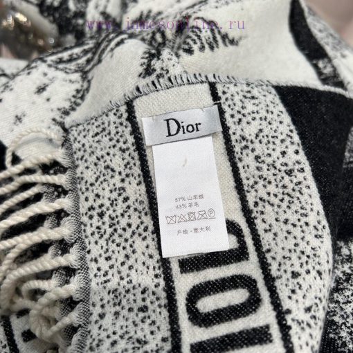CD shawl coconut treeThis CD is a versatile scarf, shawl, and blanket. It's a super stunningbfqqcwdq - Image 15