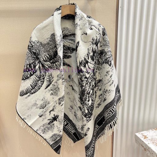 CD shawl coconut treeThis CD is a versatile scarf, shawl, and blanket. It's a super stunningbfqqcwdq - Image 17