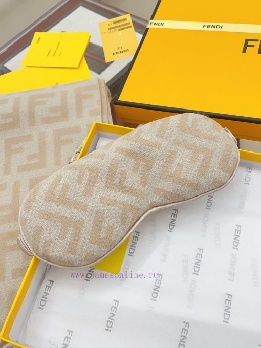FENDI eye mask made of silk and woolura9zqjo - Image 5