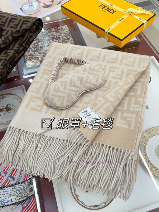 FENDI eye mask made of silk and woolura9zqjo - Image 11