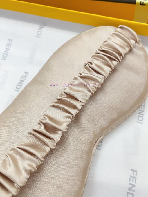 FENDI eye mask made of silk and woolura9zqjo - Image 19