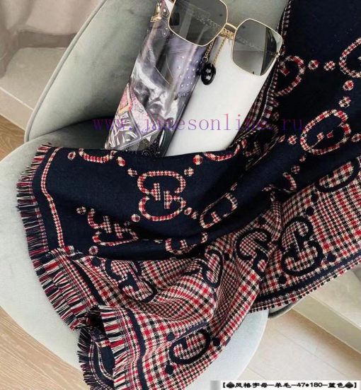 Gucci Double G Jacquard Double sided Shawl Style is classic, stylish, timeless, and can be wzz28i8si - Image 4