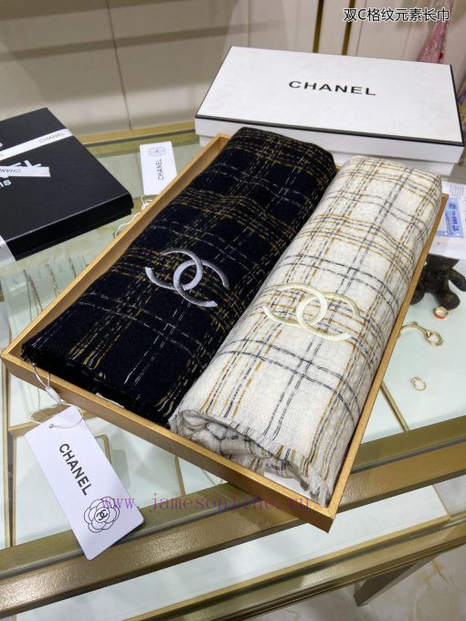 Double C Double C Grid Element Long Scarf combines Chanel woven style with artistic temperamv5rdhife - Image 4
