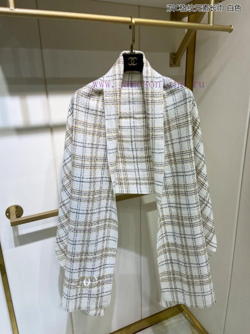 Double C Double C Grid Element Long Scarf combines Chanel woven style with artistic temperamv5rdhife - Image 9