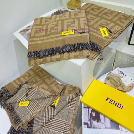 FENDI Super Love is a self kept, minute by minute feeling of creating a large piece of Italik0a15u0a - Image 12