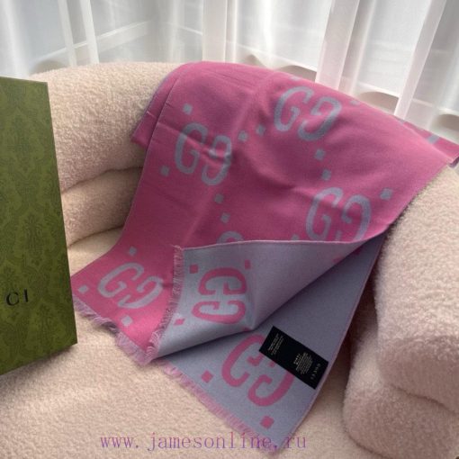 Gucci must be a big hit. I like this GG accent. The price is super awesome. There are six coub1pj23e - Image 13