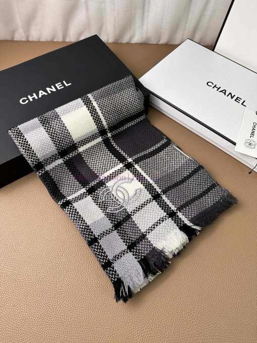 C's new collection is paired with sharp Chanel products exclusively for VIP products. The totcmjznt7 - Image 11