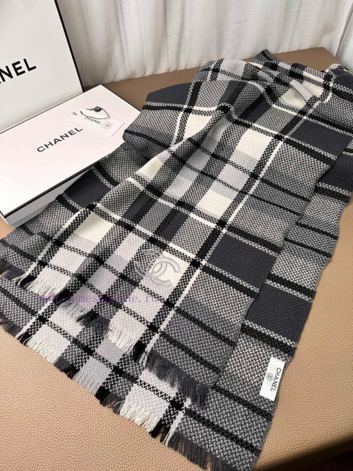 C's new collection is paired with sharp Chanel products exclusively for VIP products. The totcmjznt7 - Image 13