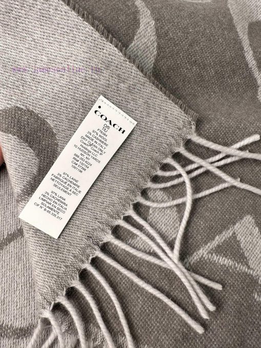 The classic C logo double-sided shawl of Coach by Coach is also so beautiful, not only in teeadxabkq - Image 16