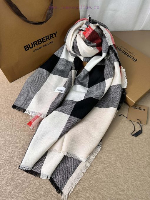 Burberry~The fabric has clear patterns and is made of excellent Nepalese cashmere material. vzq5j7a3 - Image 6