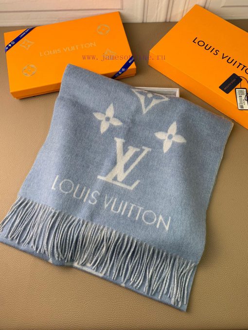 Louis Vuitton denim blue Huo Siyan, the same shawl scarf dual-use, is a classic work of Donkjj6f3zql - Image 12