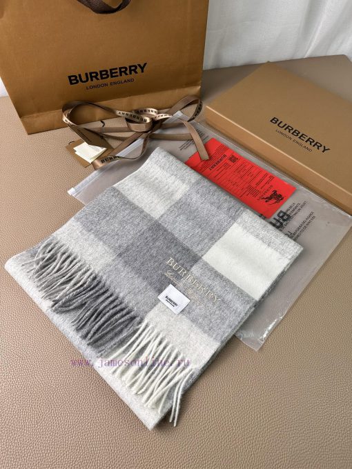 Bu's men's cashmere scarf is highly praised and kept for personal use. It is a rare high-endf3jplpeg - Image 3