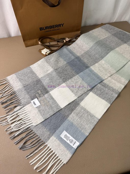 Bu's men's cashmere scarf is highly praised and kept for personal use. It is a rare high-endf3jplpeg - Image 6