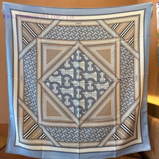 It feels like the gentlest scarf in Burberry's entire collectionNew Release ️Classic letter 4f06tu7o - Image 10