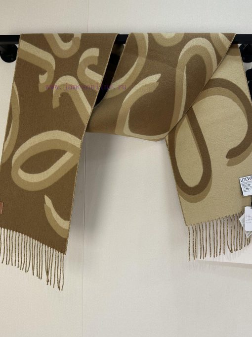 Loewe's new product in stock is super beautiful, and the new scarf is highly recommended. Iti1m3md88 - Image 6