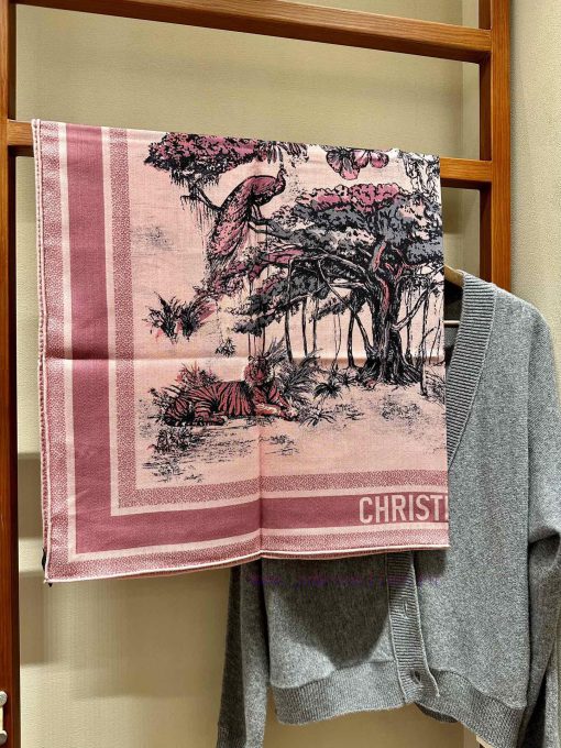 Color code 4 ⃣ Retro PinkThis square scarf is adorned with the Voyage Ruffo print pattern, ak8qwbe16 - Image 4
