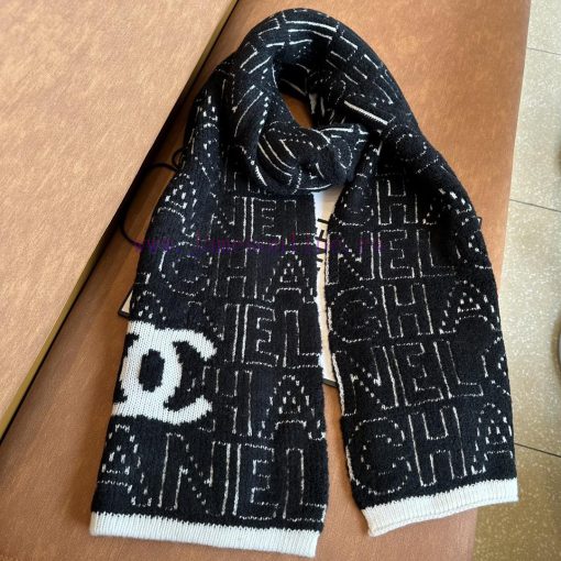 The design of CHANEL jacquard letters is very three-dimensional, with a visually textured anfwt20hzc - Image 8