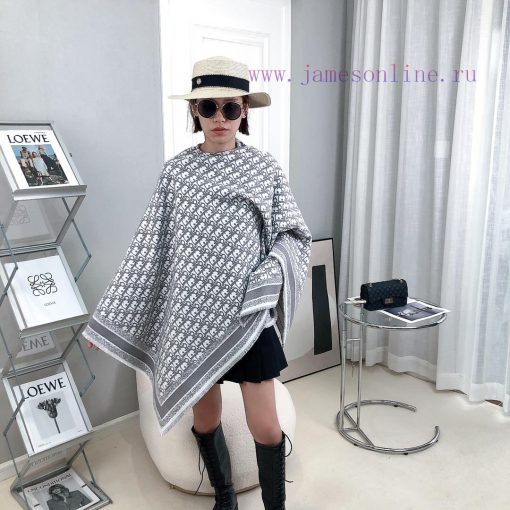 Dior's rare limited edition design with outstanding temperament is something that I higzy2rwjcf - Image 3