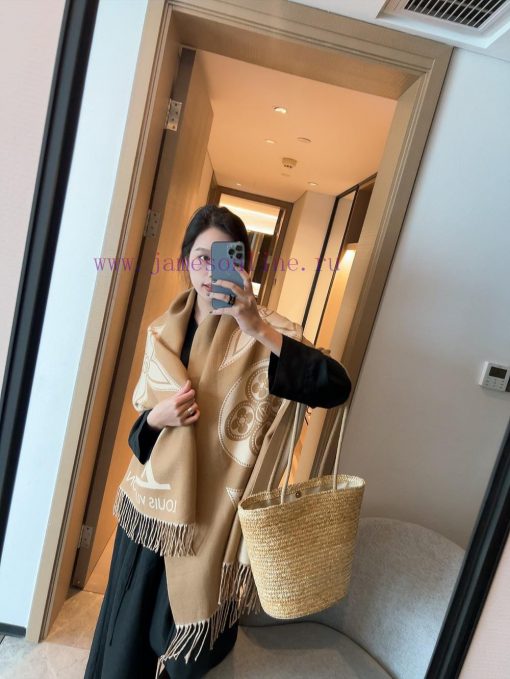 The Ultimate Shine scarf is a masterpiece in the LV series, with unparalleled nobility and s31eddwhn - Image 2