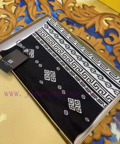 Synchronized Givenchy men's winter boutique launched with 100% knitted wool material and newpr7p0jmz