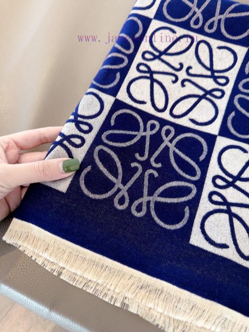 140 Cashmere Square Scarf Luo Yi Wei LW Patching Pattern 140. It's fortunate to have obtainenhole0sd - Image 8