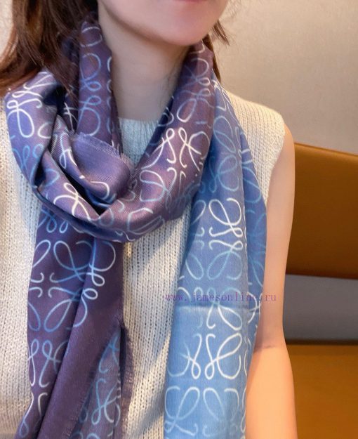Loewe Colored Gradient Scarf ️ I am fortunate to have obtained this brand's products, which uafg1ji8 - Image 2